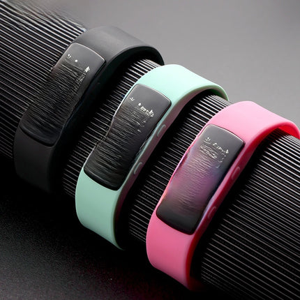 Digital Smart Health Bracelet with Pedometer