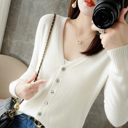 Womens V-Neck Knit Cardigan