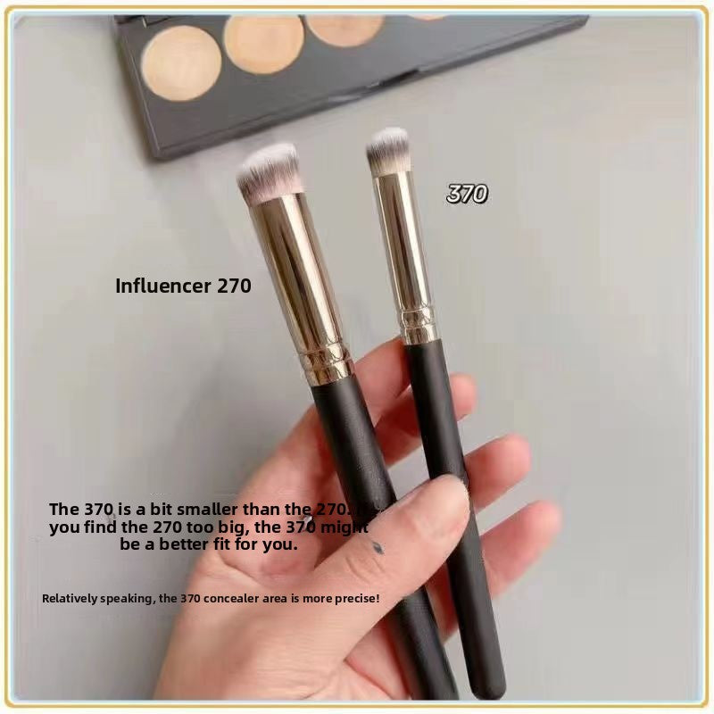 Makeup Brush
