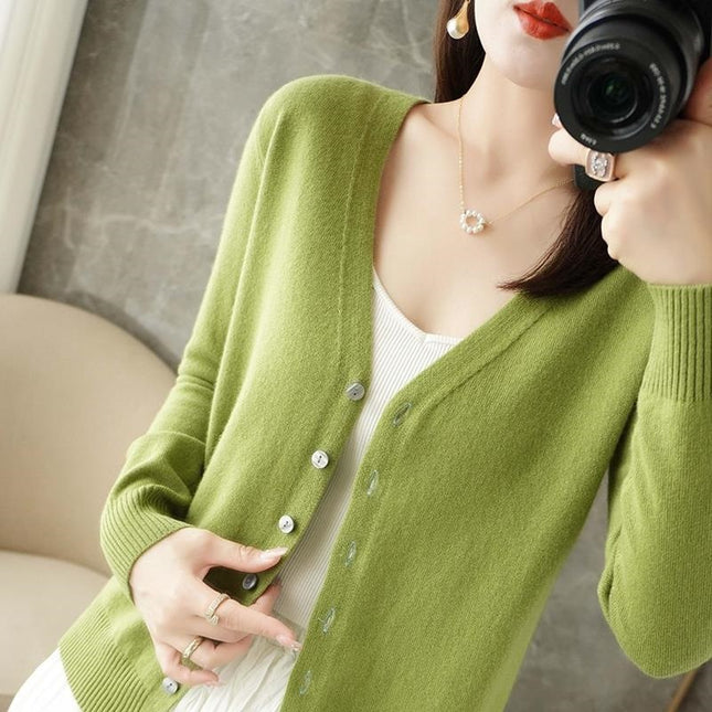 Womens V-Neck Knit Cardigan