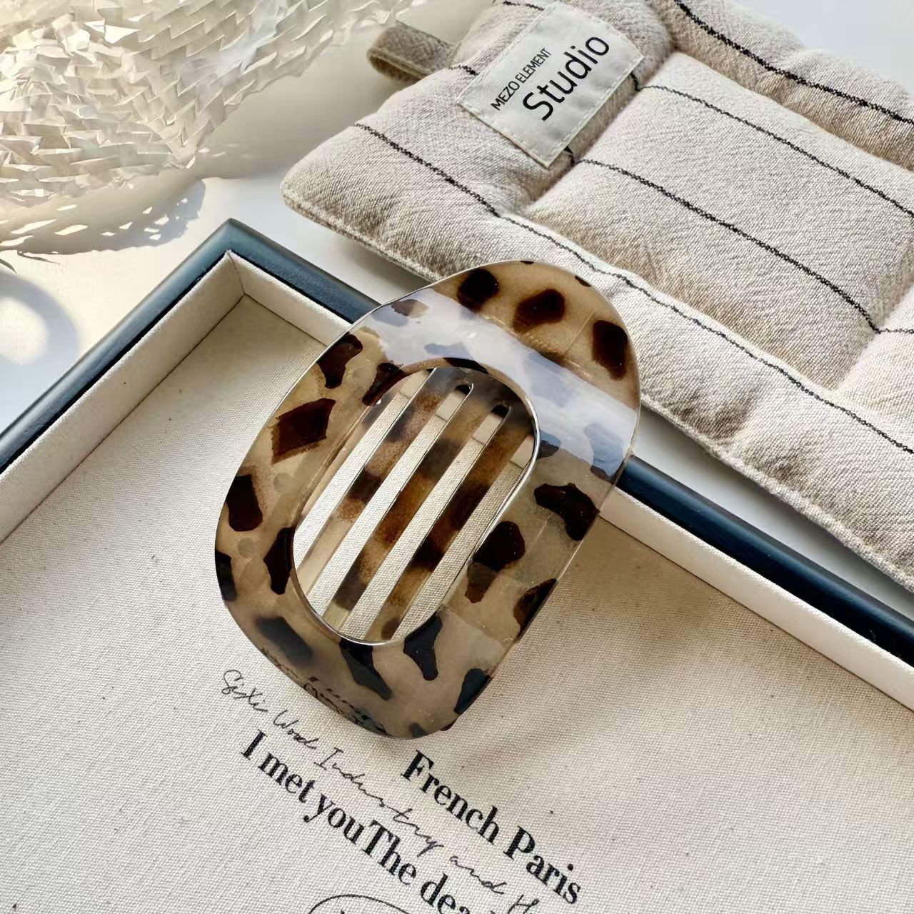 Matte Geometric Hair Clips for Thick Hair