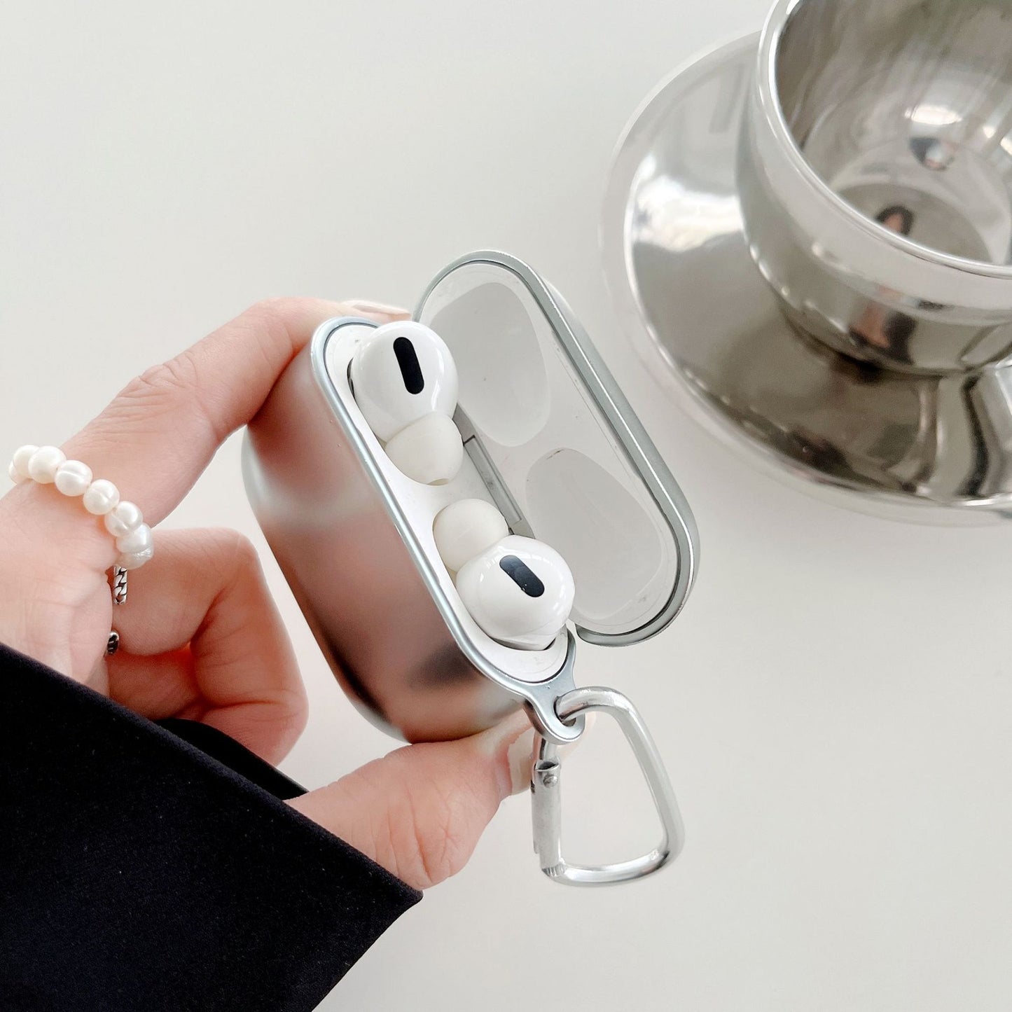 Electroplated Mirror Silver AirPods Protective Case