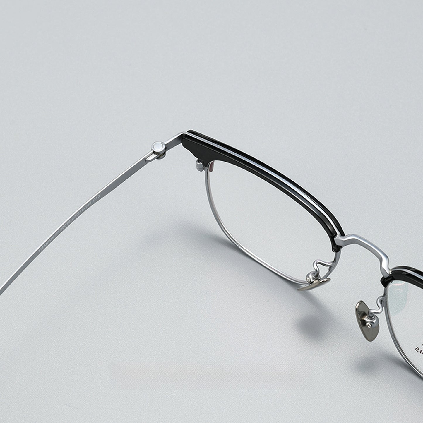 Pure Titanium Half-Frame Glasses