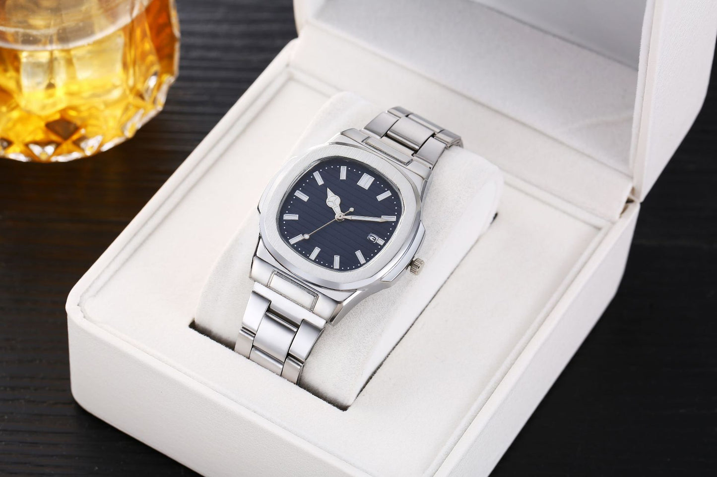Swiss Style Mens Luxury Watch