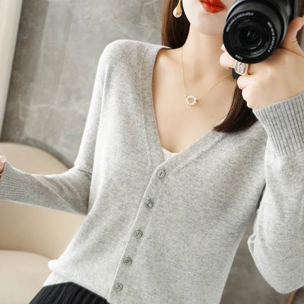Womens V-Neck Knit Cardigan