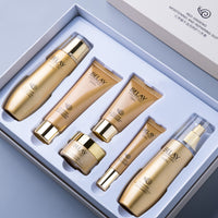 صالون تجميل للعناية بالبشرة ومستحضرات التجميل