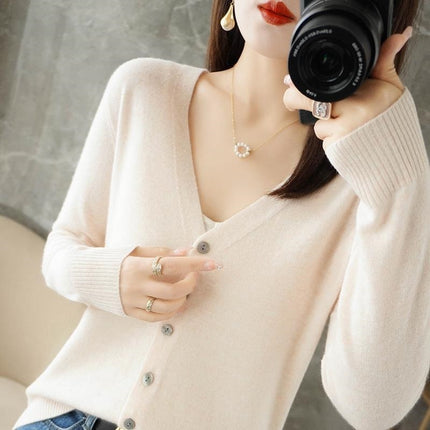 Womens V-Neck Knit Cardigan