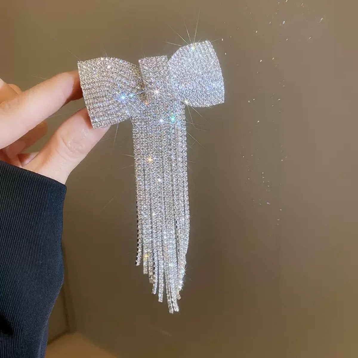 Elegant Rhinestone Bow Tassel Hairpin