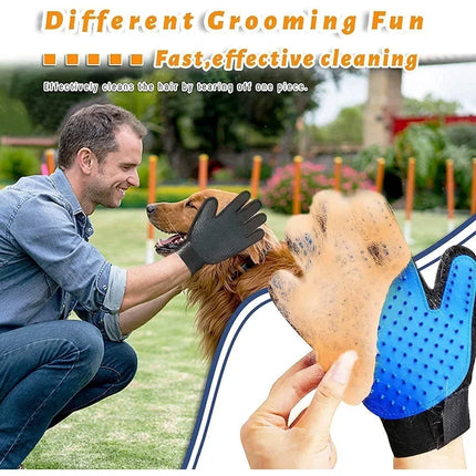 Pair of Pet Grooming and Bathing Gloves for Dogs and Cats