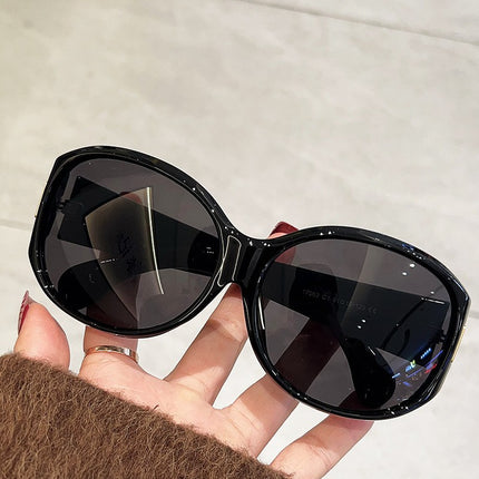 Polarized UV Protection Sunglasses with Geometric Design
