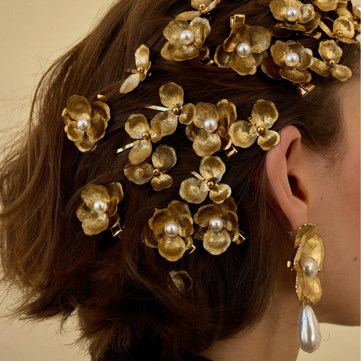 Pearl Flower Hair Clip French Style Side Clip
