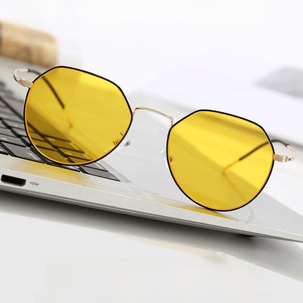 Anti-blue-light glasses