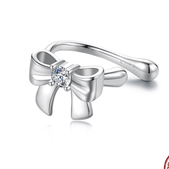 Bowknot Moissanite Silver Ear Cuff