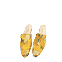 Embroidered Low Heeled Mules With A Square Toe Low Cut And Chunky Heeltimeless VersatileAnd Perfect For A Retro Look