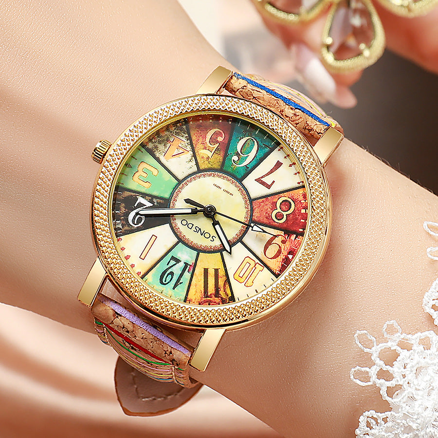 Retro Wood Grain Dial Leather Strap Women's Watch